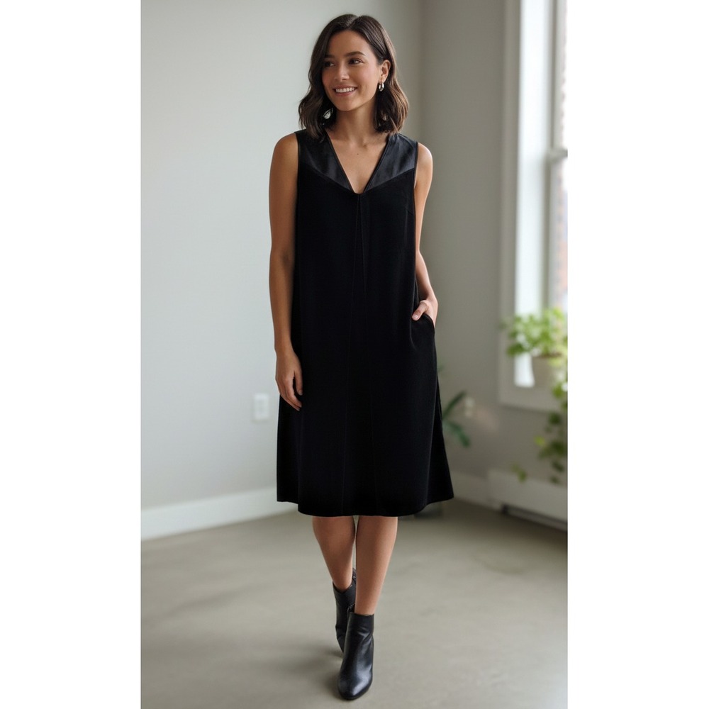 Vince Shift Dress Womens Small Black Stretch Sleeveless V‎ Neck Cocktail Wear